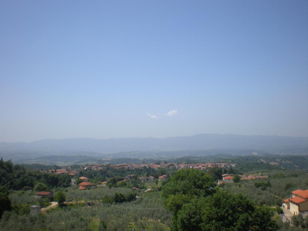 Agriturismo La Casuccia Castelfranco di Sopra Luaran gambar