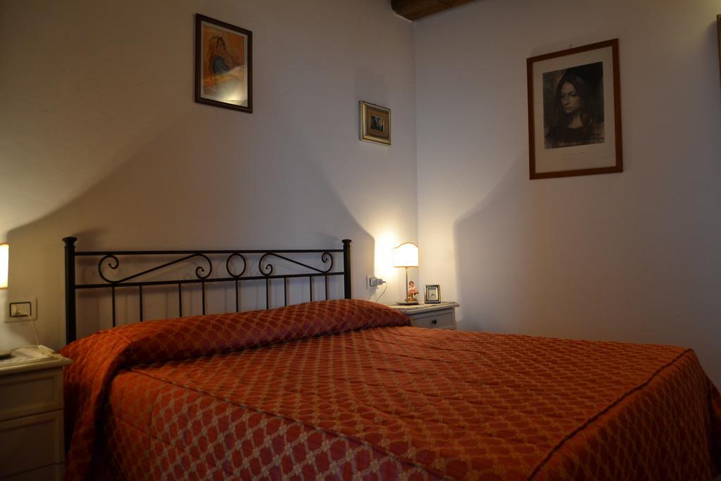 Agriturismo La Casuccia Castelfranco di Sopra Luaran gambar